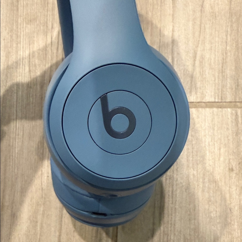 New Blue - Picture 3 of 5